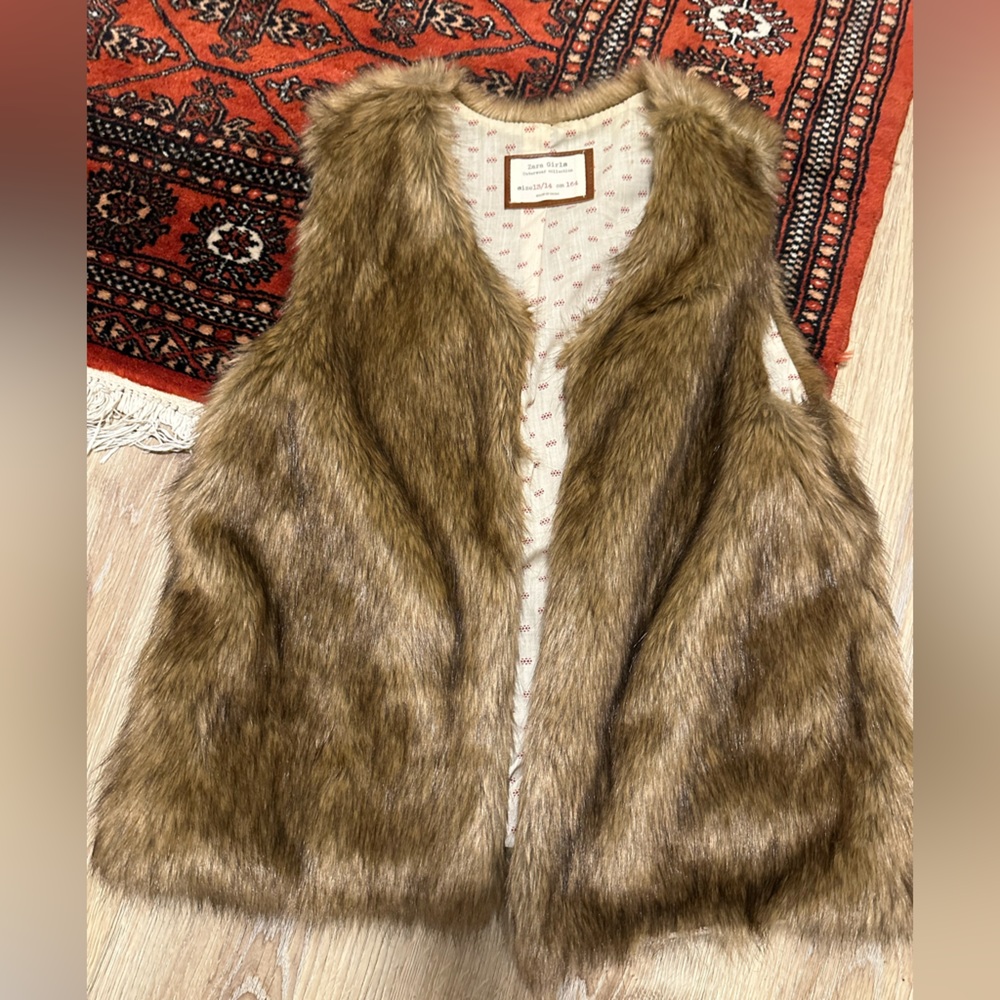 Zara fur vest